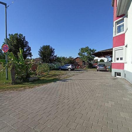 Appartement Zimmer "Beere" à Lahr/Schwarzwald Extérieur photo