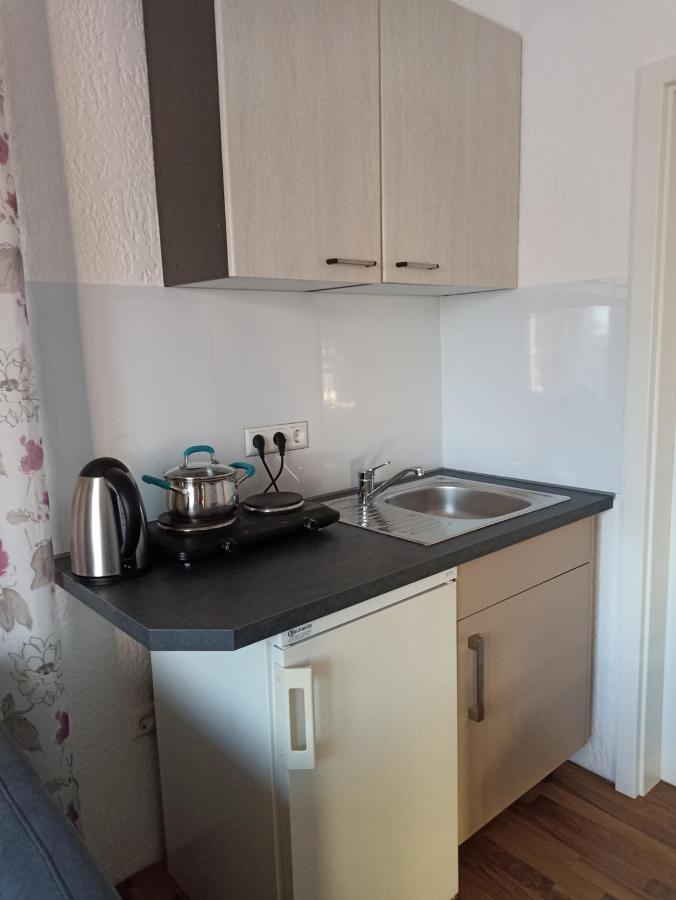 Appartement Zimmer "Beere" à Lahr/Schwarzwald Extérieur photo